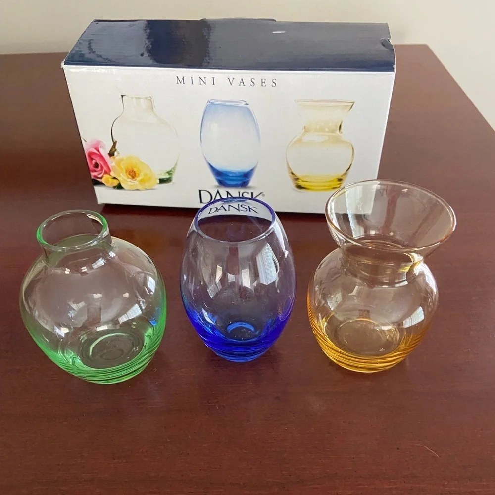 DANSK Set of 3 Mini Glass Vases - 1 Blue, 1 Green & 1 Yellow - 3